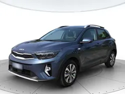 Blu fumo Usata 2022 Kia Stonic Urban SUV | 14.900 € (Buon prezzo)