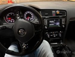 Nero Usata 2015 VW Golf VII Tre volumi | 10.000 € (Buon prezzo)