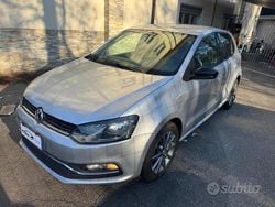 Grigio Usata 2014 VW Polo Tre volumi | 7400 € (Buon prezzo)