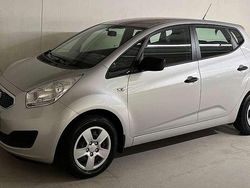 Grigio Usata 2012 Kia Venga EX Due volumi | 3900 € (Buon prezzo)