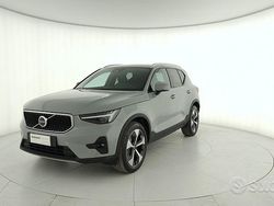 Grigio Usata 2025 Volvo XC40 Core SUV | 33.900 € (Buon prezzo)