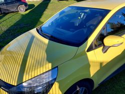 Giallo Usata 2014 Renault Clio IV Due volumi | 9000 € (Cara)