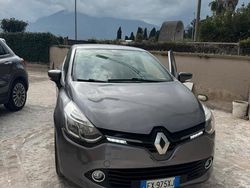 Marrone Usata 2014 Renault Clio IV Tre volumi | 6300 € (Molto cara)