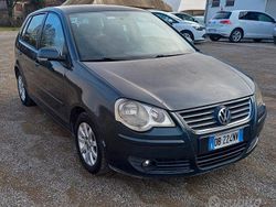 Blu Usata 2006 VW Polo Sportline Tre volumi | 1500 € (Ottimo prezzo)