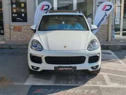 Bianco Usata 2017 Porsche Cayenne Platinum Edition SUV | 28.999 € (Super prezzo)