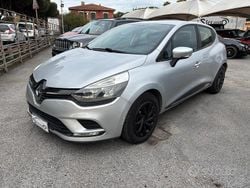 Grigio Usata 2017 Renault Clio IV Intens Tre volumi | 7500 € (Buon prezzo)