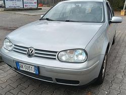 Grigio Usata 2000 VW Golf IV Due volumi | 700 € (Super prezzo)