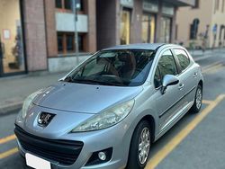 Grigio Usata 2009 Peugeot 207 Tre volumi | 3900 € (Cara)