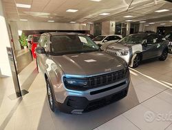 Grigio Nuova 2025 Jeep Avenger Longitude SUV | 22.500 € (Buon prezzo)