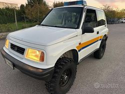 Bianco Usata 1989 Suzuki Vitara SUV | 5500 €