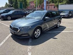 Antracite Usata 2020 Skoda Octavia G-TEC Executive Station wagon | 19.300 € (Molto cara)