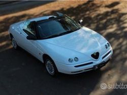 Bianco Usata 2000 Alfa Romeo Spider Cabrio | 8500 €