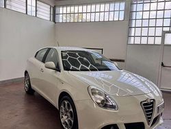 Other Usata 2011 Alfa Romeo Giulietta Distinctive Due volumi | 3200 € (Buon prezzo)