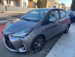 Gray Usata 2019 Toyota Yaris Tre volumi | 11.500 € (Ottimo prezzo)
