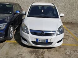 Usata 2009 Opel Zafira Sport Monovolume | 3500 € (Cara)