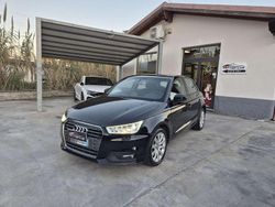 Nero Usata 2015 Audi A1 Sportback Ambiente Due volumi | 11.800 € (Buon prezzo)