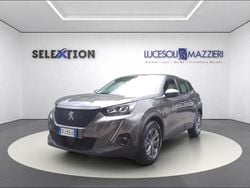 Grigio Usata 2021 Peugeot 2008 Active SUV | 18.200 € (Buon prezzo)