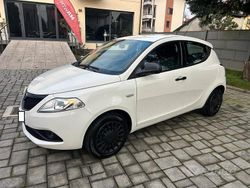 Bianco Usata 2019 Lancia Ypsilon Due volumi | 9199 € (Buon prezzo)