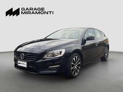 Nero Usata 2018 Volvo V60 Momentum Station wagon | 13.890 € (Super prezzo)