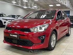Rosso Usata 2022 Kia Rio Style Tre volumi | 12.499 € (Ottimo prezzo)