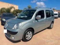 Grigio Usata 2012 Renault Kangoo Monovolume | 6500 € (Cara)