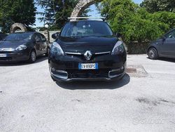 Nero Usata 2014 Renault Scénic Monovolume | 7300 €