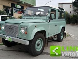 Verde Usata 1998 Land Rover Defender Heritage Station wagon | 49.500 €