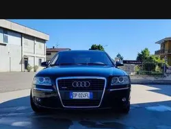 Usata 2002 Audi A8 Tre volumi | 10.000 €