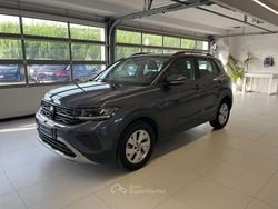 Grigio Usata 2024 VW T-Cross Life SUV | 20.490 € (Buon prezzo)
