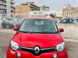 Rosso Usata 2017 Renault Twingo Due volumi | 7999 € (Ottimo prezzo)