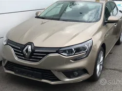 Usata 2020 Renault Mégane IV Tre volumi | 15.000 € (Buon prezzo)