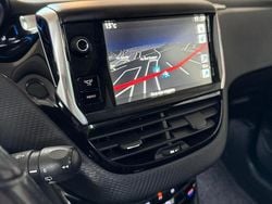 Usata 2014 Peugeot 2008 Allure SUV | 6499 € (Buon prezzo)