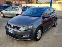 Grigio Usata 2016 VW Polo Trendline Tre volumi | 6900 € (Ottimo prezzo)