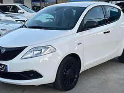 Bianco Usata 2019 Lancia Ypsilon Gold Due volumi | 10.500 € (Buon prezzo)