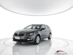 Grigio Usata 2019 Skoda Octavia G-TEC Executive Station wagon | 7900 € (Super prezzo)