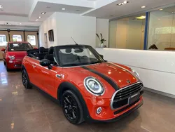 Arancione Usata 2020 Mini Cooper Cabriolet Hype Cabrio | 23.900 € (Buon prezzo)