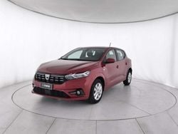 Rosso fusion Usata 2022 Dacia Sandero Comfort Tre volumi | 12.800 € (Buon prezzo)