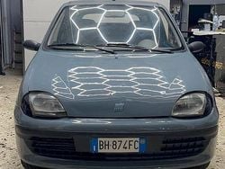 Blu Usata 2000 Fiat 600 Tre volumi | 800 €