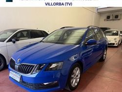 Blu Usata 2019 Skoda Octavia Ambition Station wagon | 11.500 € (Buon prezzo)