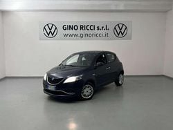 Blu Usata 2017 Lancia Ypsilon Gold Due volumi | 9300 € (Buon prezzo)