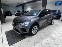 Grigio Usata 2021 Renault Captur Initiale Paris SUV | 14.900 € (Buon prezzo)