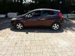 Usata 2009 Ford Fiesta Due volumi | 2990 € (Cara)