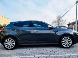 Usata 2012 Alfa Romeo Giulietta Distinctive Tre volumi | 8500 € (Cara)