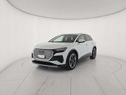 Blu/azzurro Usata 2023 Audi Q4 e-tron Advanced SUV | 32.900 € (Buon prezzo)