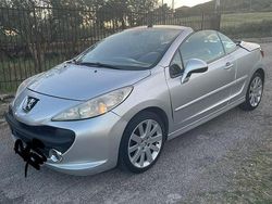 Grigio Usata 2009 Peugeot 207 CC Cabrio | 3000 € (Ottimo prezzo)