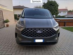 Grigio metallizzato Usata 2024 Ford Tourneo Custom Active Furgone | 42.000 € (Super prezzo)