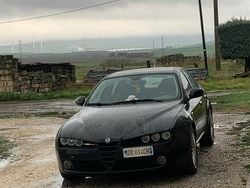 Nero Usata 2007 Alfa Romeo 159 Tre volumi | 3000 € (Cara)