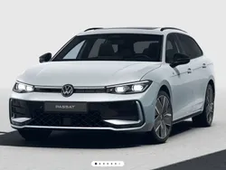 Argento Usata 2024 VW Passat R-line Plus Station wagon | 35.400 €