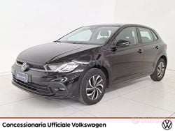 Nero perla Usata 2024 VW Polo Life Tre volumi | 18.800 € (Ottimo prezzo)