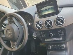 Bianco Usata 2016 Mercedes B160 Executive Monovolume | 7800 € (Buon prezzo)